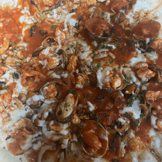 Frutta Di Mare Pizza 10".