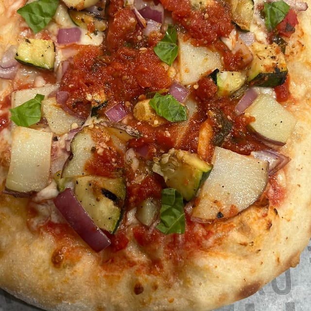 Lacedonia Pizza 10".