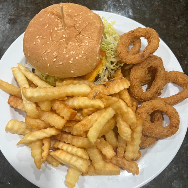 Cheese Burger Deluxe.